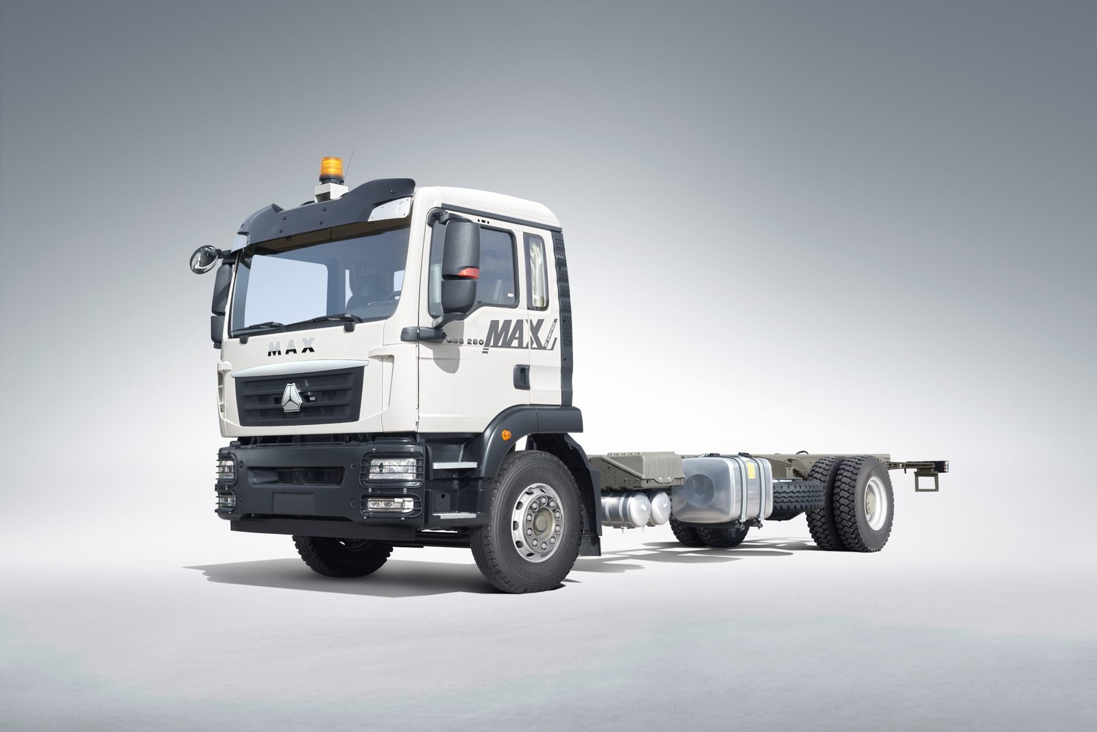 MAX 4×2 RIGID CHASSIS